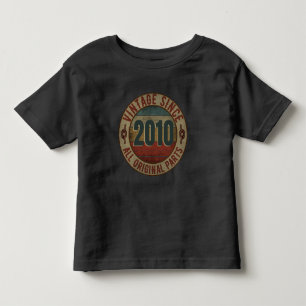 CAMISETA DE BEBÉ VINTAGE DESDE 2010 EN TODAS LAS PARTES ORIGINALES.