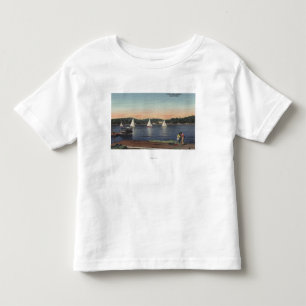 Camiseta De Bebé Vista del muelle, del lago, y de veleros