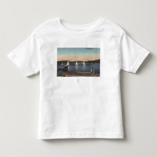 Camiseta De Bebé Vista del muelle, del lago, y de veleros