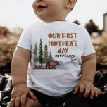 Camiseta De Bebé Woodland personalizada Primer Día de la Madre<br><div class="desc">La única oso de la mamá de los bosques y su cachorro primera camiseta de bebé de la madre. ¡Personalizable!</div>