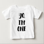 Camiseta De Bebé Yo, yo soy uno<br><div class="desc">Vestir a tu pequeño en esta camiseta super tierna y de moda para su primer cumpleaños.</div>