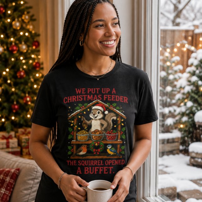 Camiseta de buffet de ardilla de comedero de pájar (Christmas Squirrel Buffet T-Shirt 🎄🐿️)