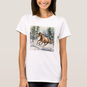 Camiseta de caballo corriendo en la nieve