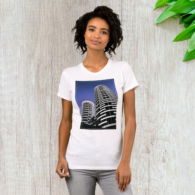 Camiseta De Camiseta De Las Mujeres De Los Rascaci (Subido por el creador)
