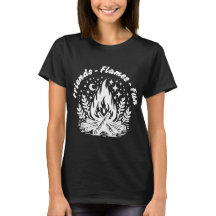 Camiseta de camping con fuego artificial