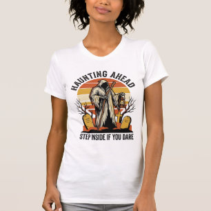 Camiseta de cementerio espeluznante con segador de