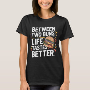 Camiseta de cita de Juicy Burger entre panes