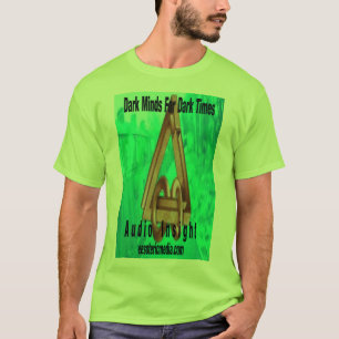 Camiseta de color oscuro para tiempos oscuros