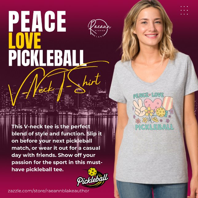 Camiseta de cuello en V Ladies' Peace Love Pickleb (Subido por el creador)