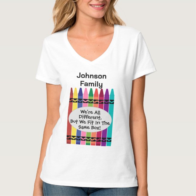Camiseta de cuello en V para mujer personalizable  (Anverso)