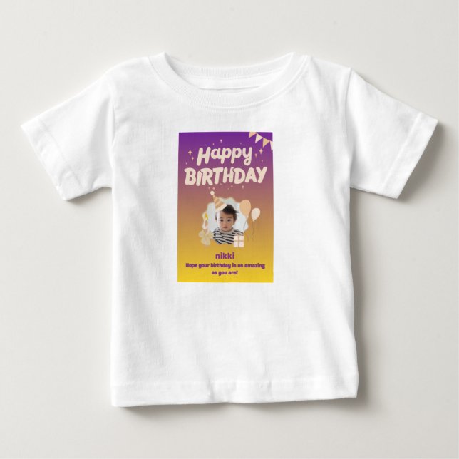 Camiseta de cumpleaños feliz con nombre de bebé en (Anverso)