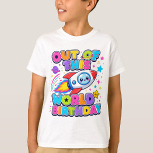 Camiseta de cumpleaños para niños con nave espacia