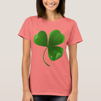 Camiseta de damas con shamrock