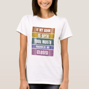 Camiseta de diseño de libros