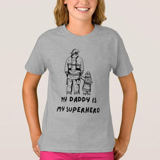 Camiseta de diseño de papá e hija del bombero (Anverso)