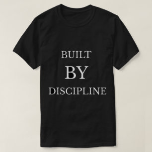 Camiseta de diseño de texto motivacional construid