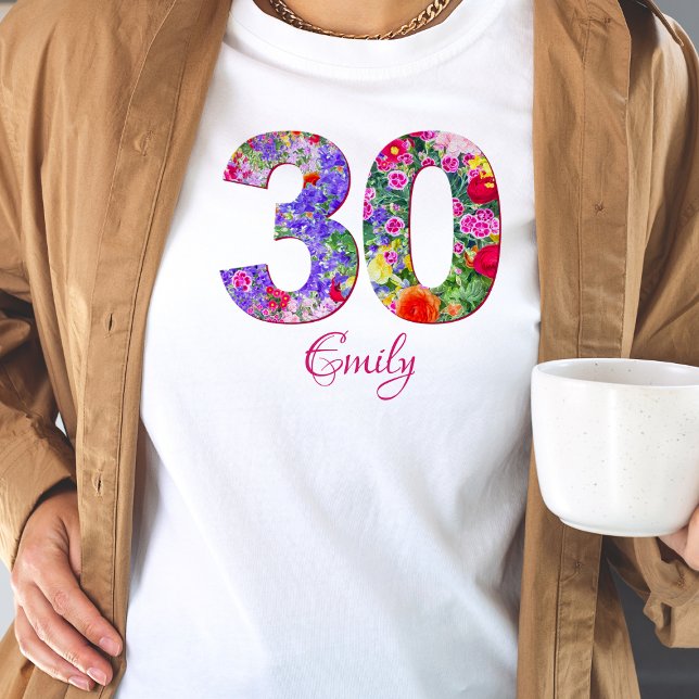 Camiseta de diseño floral de fiesta de 30 años (Subido por el creador)