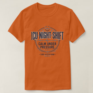 Camiseta de enfermera de turno de noche en UCI | T