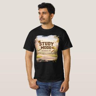 Camiseta de enfoque universitario: Modo Estudio