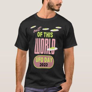 Camiseta De Este Espacio Retro Extranjero Del Día Mundial D