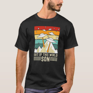 Camiseta De este niño del mundo, la nave espacial alienígen