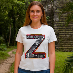 Camiseta de fuente artística de la letra Z inca
