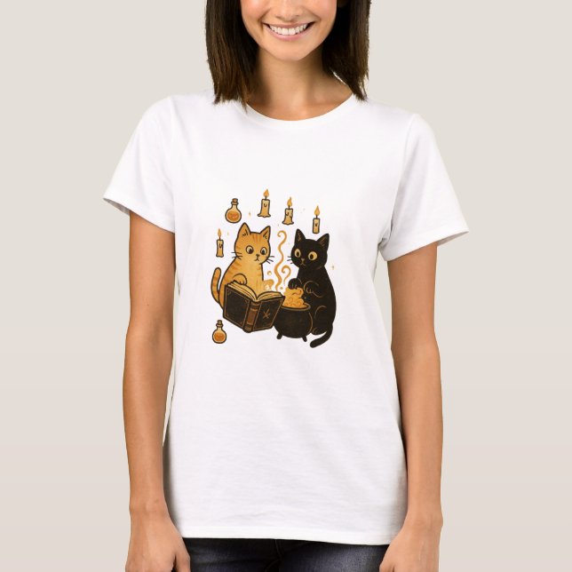 Camiseta de Gatos de Libro de Hechizos y Caldero (Anverso)