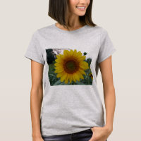Camiseta de girasol radiante para comodidad diaria