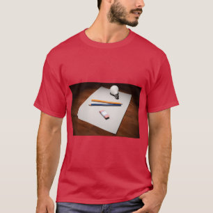 Camiseta de Idea en Papel con Boceto a Pluma