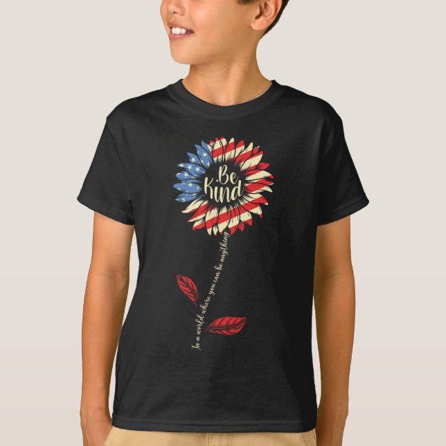 Camiseta De Julio Ser Amable Girasol Rojo Blanco Y Azul (Anverso)