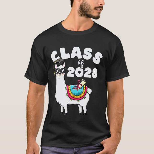 Camiseta de la clase de 2028 Llama primer día de 4 (Anverso)