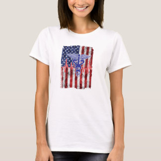 Camiseta de la enfermera de la bandera americana