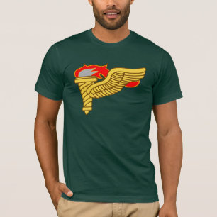 Camiseta de la insignia del pionero