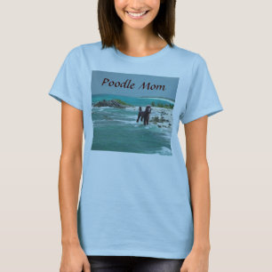 Camiseta de la mamá de la playa del caniche