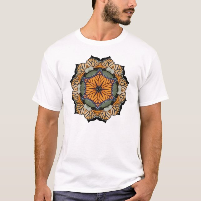 Camiseta de la mandala de la mariposa de monarca (Anverso)