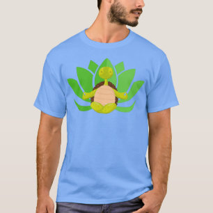 Camiseta de la tortuga de yoga cuta haciendo yoga