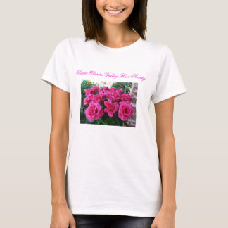 Camiseta de las señoras con los rosas rosados