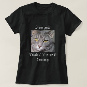 Camiseta de los pétalos y de la pluma y de la pana