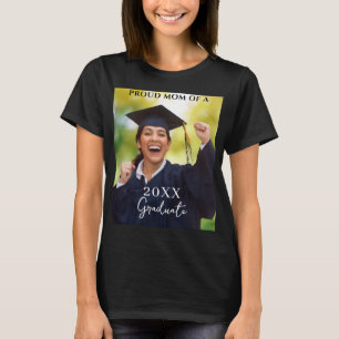 Camiseta de mamá orgullosa para la foto de graduac