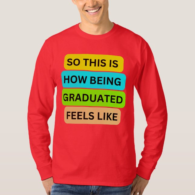 Camiseta de manga larga roja SO_ESTA_ES_CÓMO_BEING (Anverso)