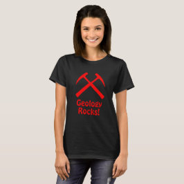 Camiseta de martillos rojos cruzados con texto