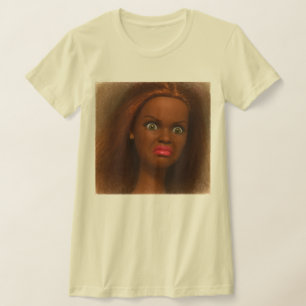 Camiseta de meme de cara de muñeca negra disgustad