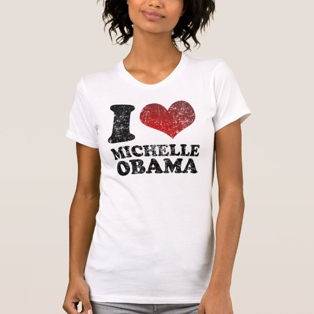 Camiseta de Michelle Obama del amor-corazón I (Anverso)