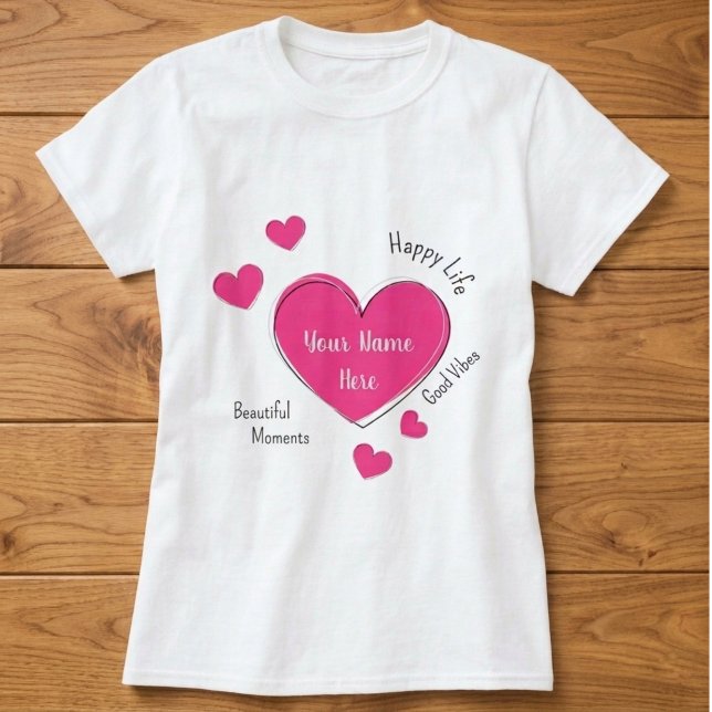 Camiseta de mujer personalizada con corazón rosa (Fully customizable pink hearts t-shirt with editable text)