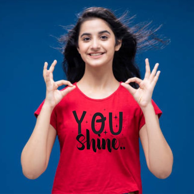 Camiseta de mujeres brillantes (Subido por el creador)