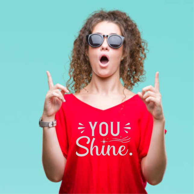 Camiseta de mujeres brillantes (Subido por el creador)