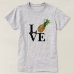 Camiseta de mujeres de amor de piña<br><div class="desc">Esta camisa de amor de piña lucirá adorable vestida de arriba a abajo.</div>