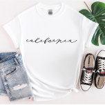Camiseta de mujeres de California<br><div class="desc">¡Siempre agregamos nuevos diseños a diario!</div>