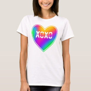 Camiseta de mujeres XOXO Rainbow Heart