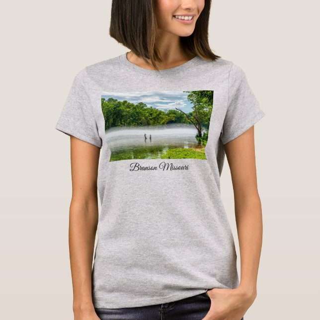 Camiseta de niebla veraniega del lago Taneycomo (Anverso)
